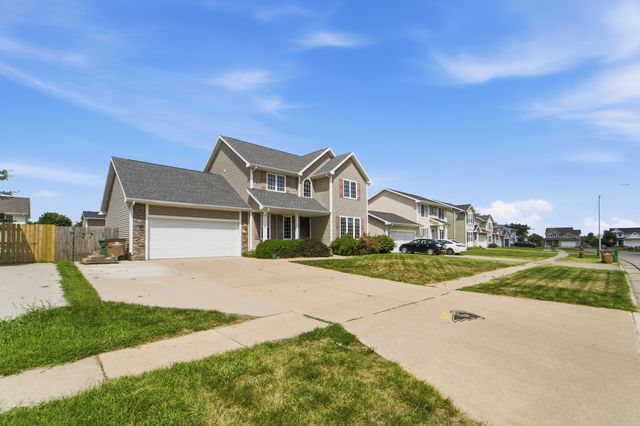 2701 13th Street SW, Altoona, IA 50009