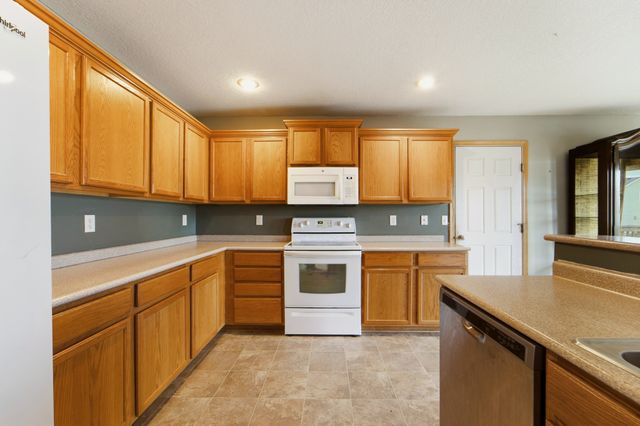 2701 13th Street SW, Altoona, IA 50009