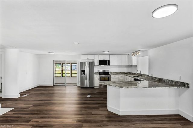 13651 Grackle DR, Fort Myers, FL 33908