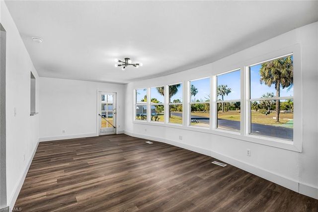 13651 Grackle DR, Fort Myers, FL 33908
