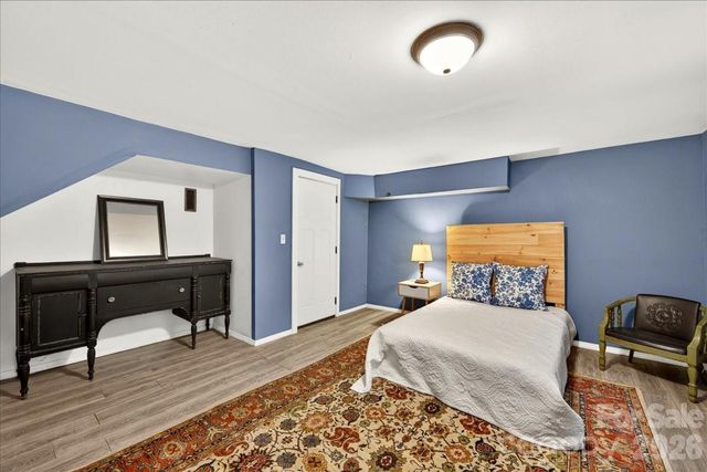 320 E 3rd Avenue, Gastonia, NC 28054