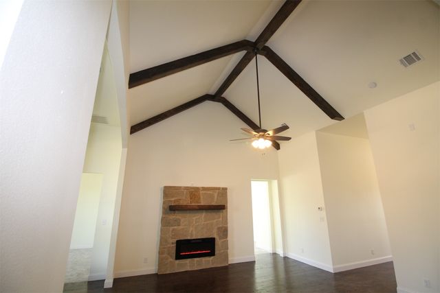 162 Sunset Bay Pointe Court, Chico, TX 76431