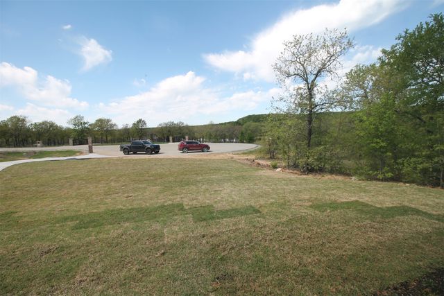 162 Sunset Bay Pointe Court, Chico, TX 76431