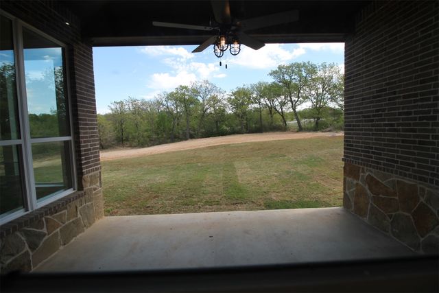 162 Sunset Bay Pointe Court, Chico, TX 76431