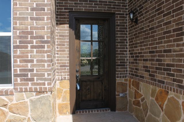 162 Sunset Bay Pointe Court, Chico, TX 76431