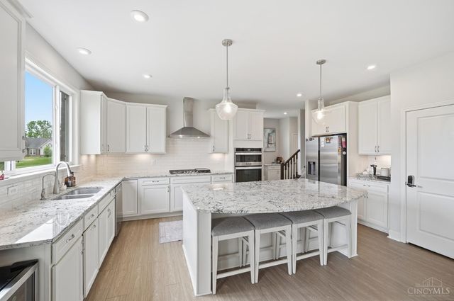 4123 Highland Green Drive, Mason, OH 45040