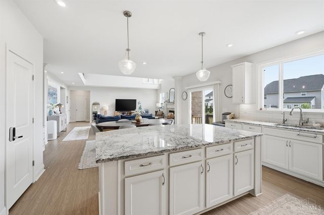 4123 Highland Green Drive, Mason, OH 45040