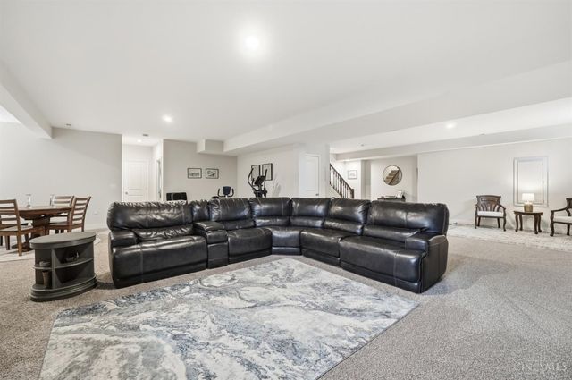 4123 Highland Green Drive, Mason, OH 45040