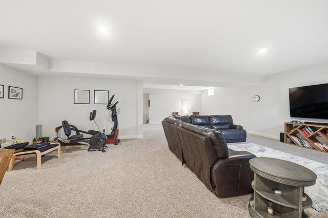 4123 Highland Green Drive, Mason, OH 45040