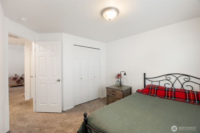 1314 W Polo Ridge Drive, Moses Lake, WA 98837