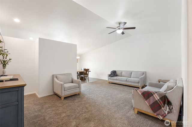 1314 W Polo Ridge Drive, Moses Lake, WA 98837