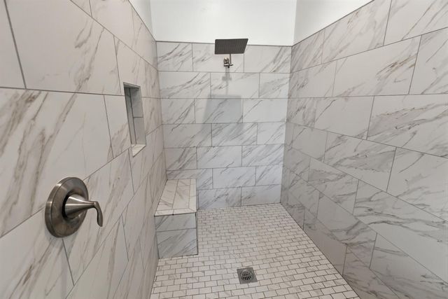 2937 22nd Avenue, Kingsburg, CA 93631