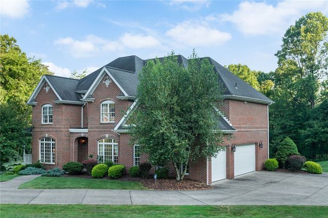 3424 Lashan Drive, Murrysville, PA 15668