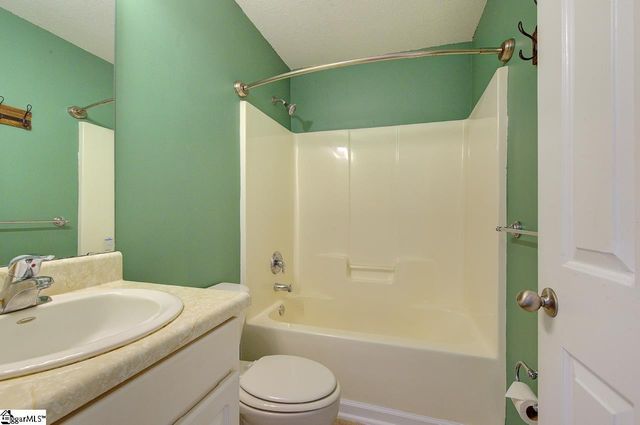 407 Brenna Lane, Piedmont, SC 29673