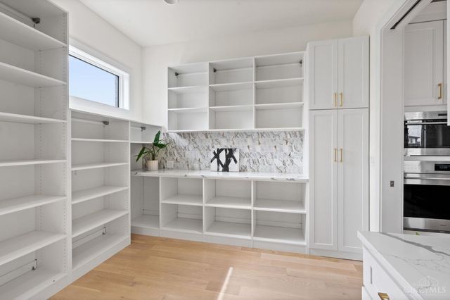 15 Old Orchard Lane, Indian Hill, OH 45242