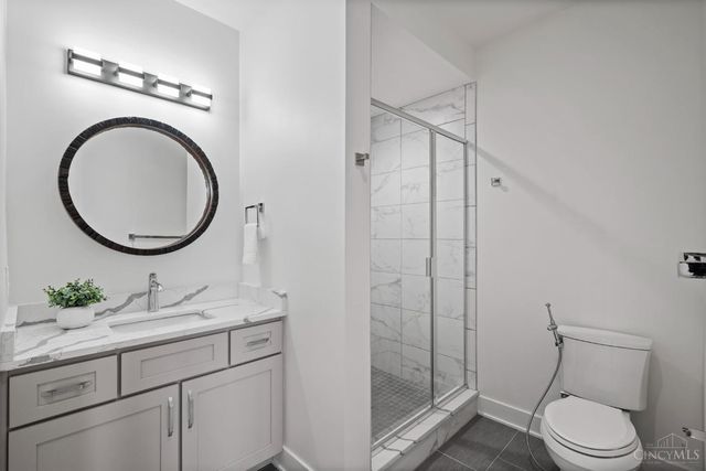 15 Old Orchard Lane, Indian Hill, OH 45242