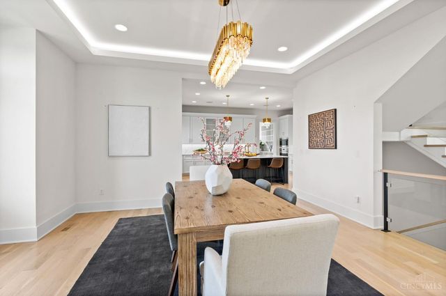 15 Old Orchard Lane, Indian Hill, OH 45242