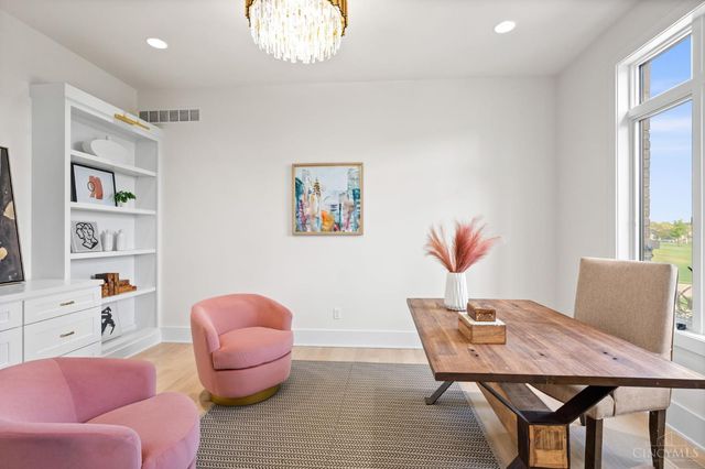 15 Old Orchard Lane, Indian Hill, OH 45242