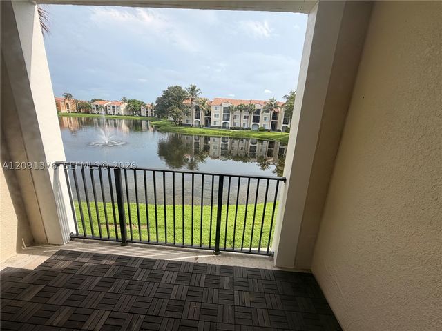 2360 E Preserve Way 206, Miramar, FL 33025