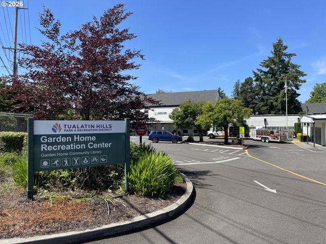 7030 Sw 78TH Ave, Portland, OR 97223