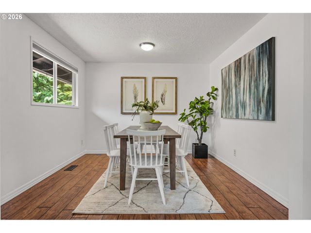 7030 Sw 78TH Ave, Portland, OR 97223