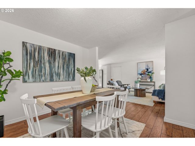 7030 Sw 78TH Ave, Portland, OR 97223