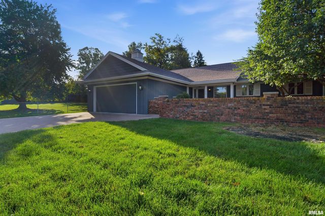 440 W WOODRIDGE Lane, Peoria, IL 61614