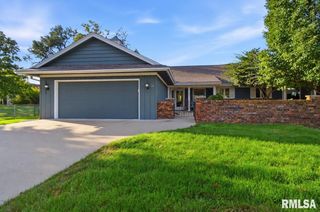 440 W WOODRIDGE Lane, Peoria, IL 61614