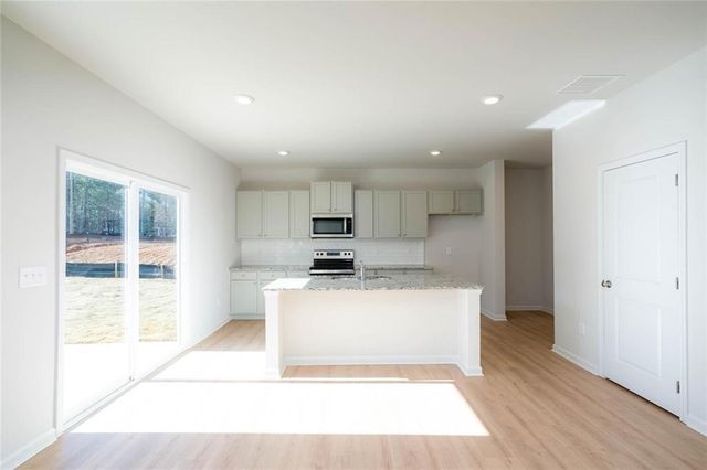 242 Lookout Drive, Dallas, GA 30132