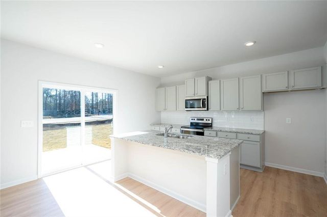 242 Lookout Drive, Dallas, GA 30132