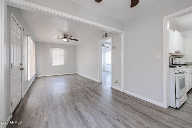 3315 E CAMBRIDGE Avenue 3, Phoenix, AZ 85008