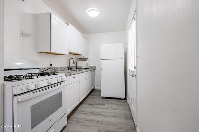 3315 E CAMBRIDGE Avenue 3, Phoenix, AZ 85008