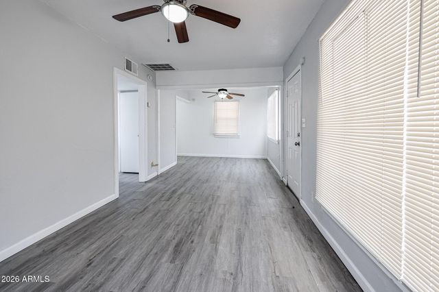 3315 E CAMBRIDGE Avenue 3, Phoenix, AZ 85008