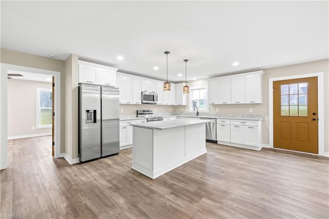 242 Bradley Farm Road, Statesville, NC 28625
