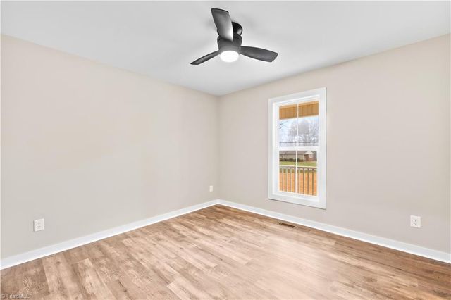 242 Bradley Farm Road, Statesville, NC 28625
