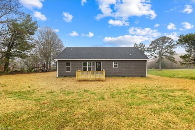 242 Bradley Farm Road, Statesville, NC 28625