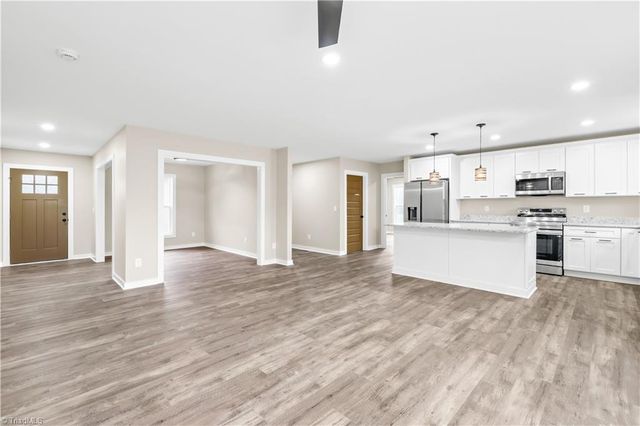242 Bradley Farm Road, Statesville, NC 28625