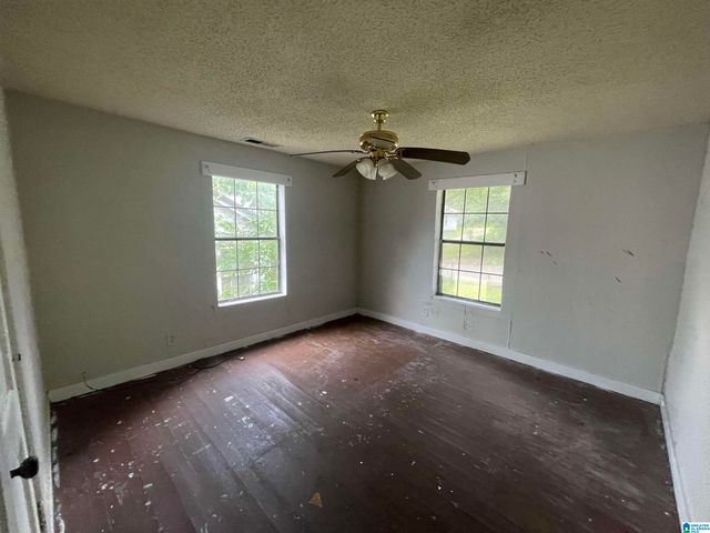 1202 15TH STREET, Midfield, AL 35228