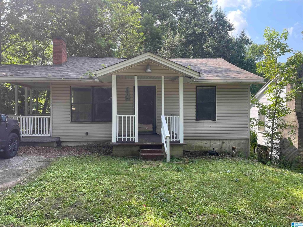 1202 15TH STREET, Midfield, AL 35228