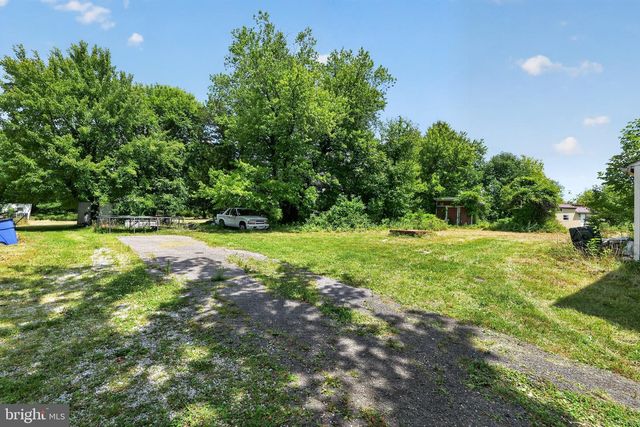 2923 & 2925 N ROLLING RD, Windsor Mill, MD 21244