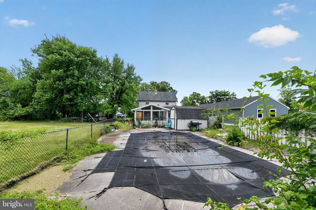 2923 & 2925 N ROLLING RD, Windsor Mill, MD 21244