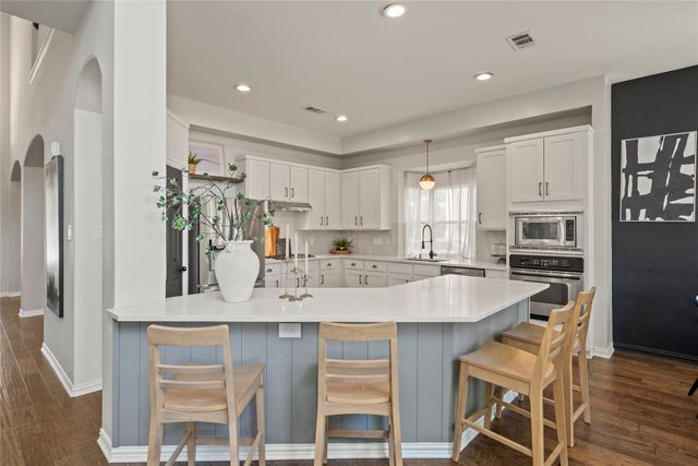 5712 English Oak Drive, Fort Worth, TX 76244