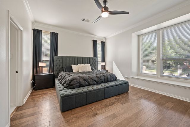 5712 English Oak Drive, Fort Worth, TX 76244