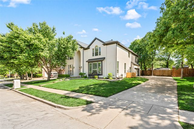 5712 English Oak Drive, Fort Worth, TX 76244