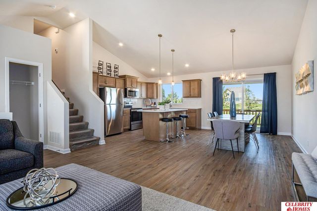 6501 N 168 Avenue, Omaha, NE 68116