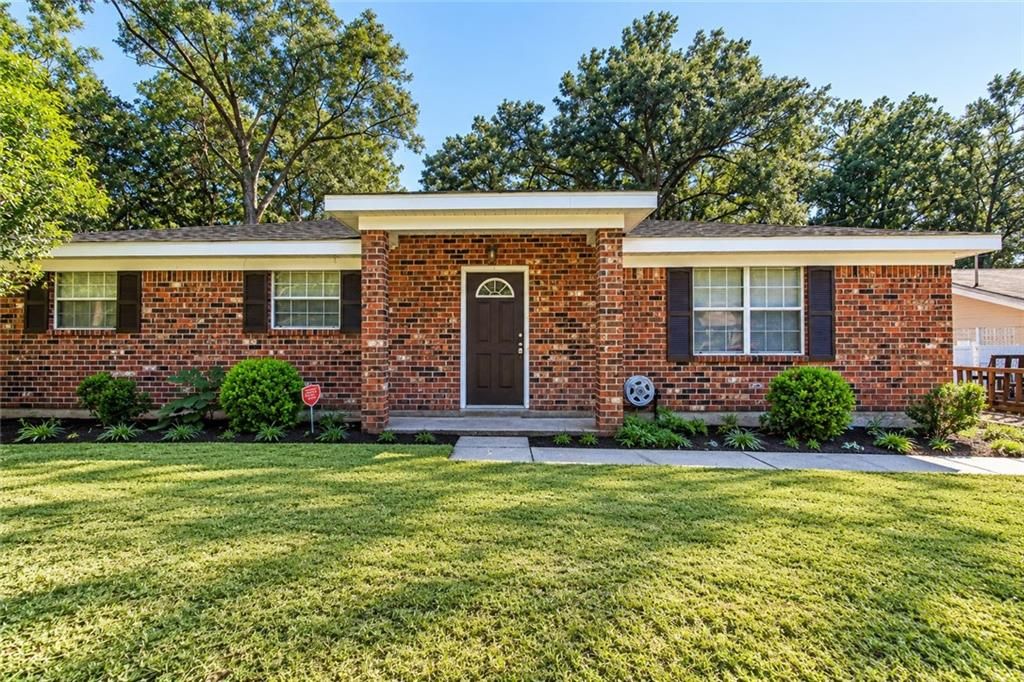 1909 Riverside Drive, Mobile, AL 36605 — exterior