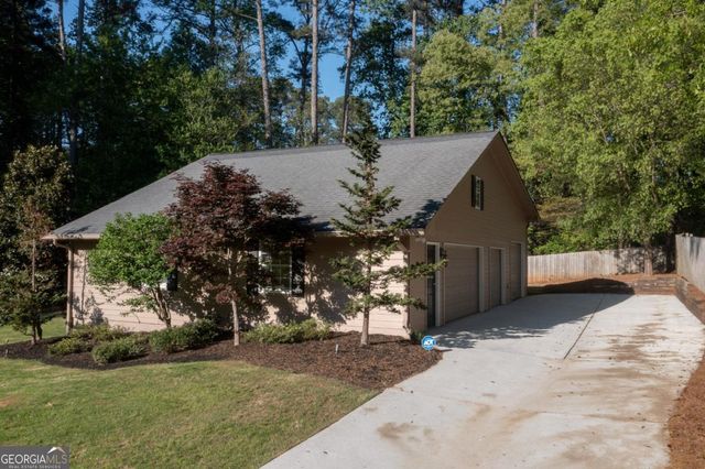 1772 Tilling Way, Stone Mountain, GA 30087