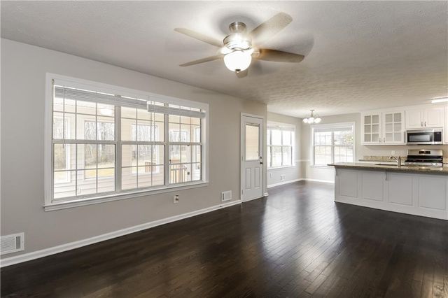 390 Westchester Way, Canton, GA 30115