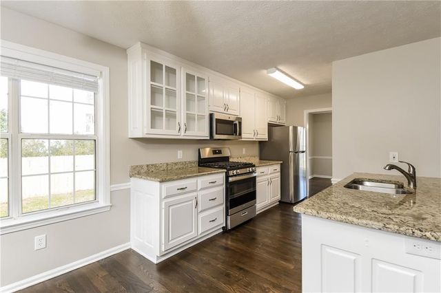 390 Westchester Way, Canton, GA 30115