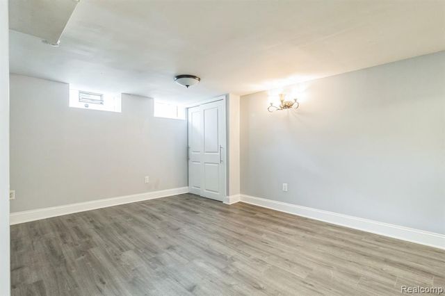 11410 Auburndale Street, Livonia, MI 48150